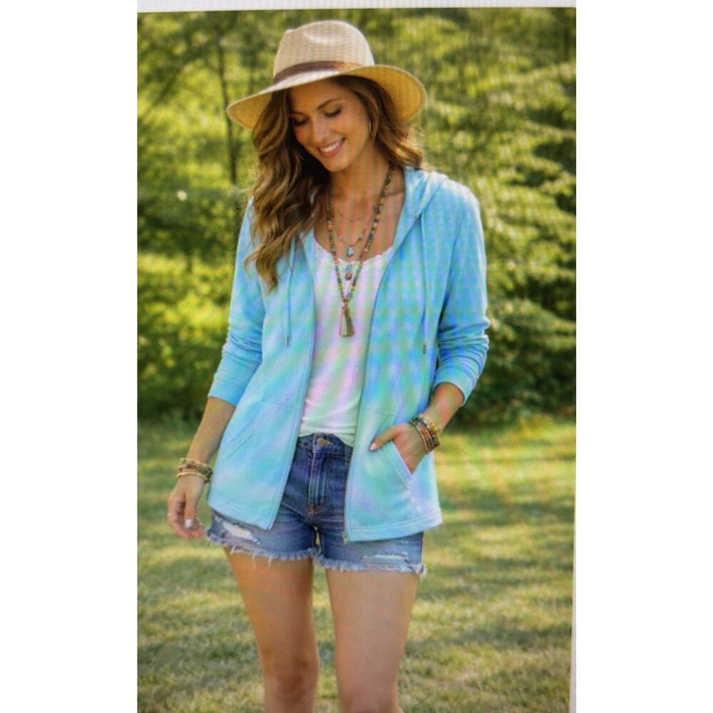 Weekends Chico's Medium Full Zip Light Jacket turquoise 3/4 sleeve athleisure